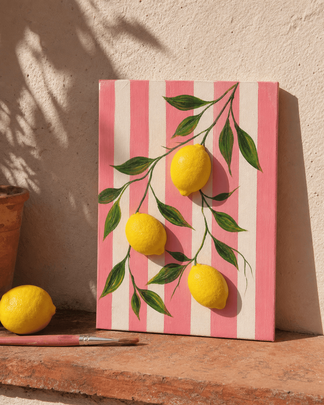 Tableau citronné texturé dans une lumière méditerranéenne